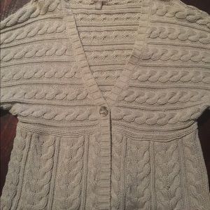 Gray short sleeve cable knit sweater L